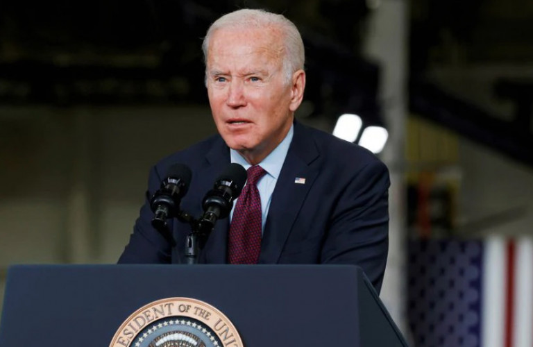 Μπάιντεν: Διέταξε να κυματίζει μεσίστια η σημαία σε ένδειξη σεβασμού στα θύματα του Τέξας