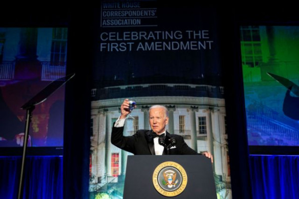Τζο Μπάιντεν: Επαίνεσε τους δημοσιογράφους που καλύπτουν τα πολεμικά γεγονότα,