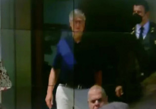 Μπιλ Γκέιτς: Την Ακρόπολη επισκέφθηκε ο συνιδρυτής της Microsoft – Θα ταξιδέψει στα ελληνικά νησιά