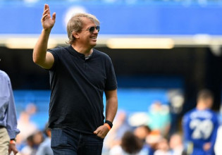 Τσέλσι: «Σπάει» τα ταμεία με το… καλημέρα ο Μπόλι – Δίνει μπάτζετ 250 εκατομμυρίων στον Τούχελ