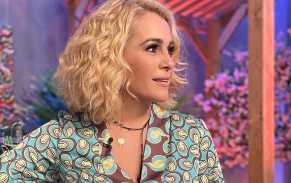 Τζένη Μπότση: «Δεν είχα ονειρευτεί ποτέ να φορέσω νυφικό»