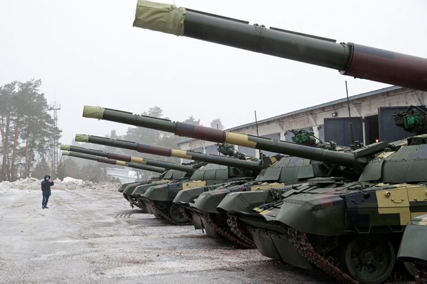 Τσεχία: Στέλνει επιπλέον στρατιωτικό υλικό με βαριά όπλα στην Ουκρανία