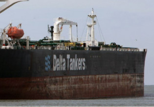 Περσικός Κόπλος: Συνεχίζεται το θρίλερ με τα δύο τάνκερ – Τι λέει ο πατέρας Έλληνα ναυτικού