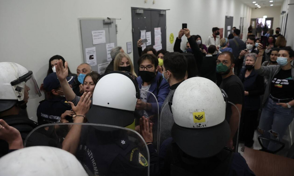 Εχει ασυλία η αστυνομία;