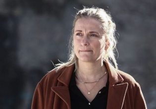 Ξέσπασε σε κλάματα η Λένα Δροσάκη: Ο κακοποιημένος άνθρωπος κουβαλάει την ενοχή ότι φταίει