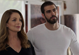 Σπύρος Νικολαΐδης: «Δεν έκανα την ερωτική σκηνή με την Άντζελα Γκερέκου, άλλα με έναν άνδρα από την παράγωγη»