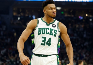 Απίθανη αποκάλυψη για Αντετοκούνμπο: «Φοβόταν ότι θα του φάει τα λεφτά η γυναίκα του»