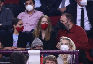 Ολυμπιακός – Μονακό: Παρόντες στο ΣΕΦ Έμα Στόουν και Γιώργος Λάνθιμος