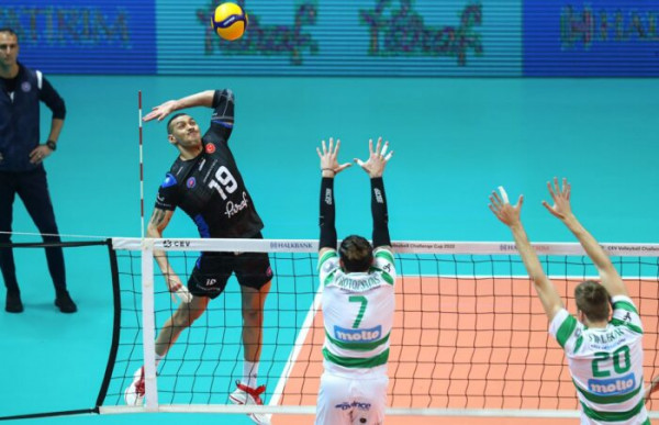 Επίσημο: Στον Παναθηναϊκό ο Ερνάντεζ