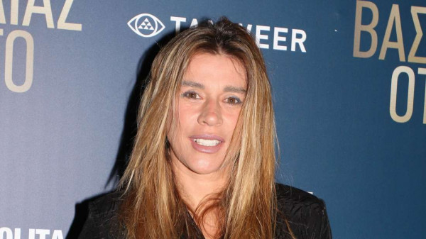 Έρρικα Πρεζεράκου: Συγκλονιστική εξομολόγηση – «Έλεγαν ότι θα μου κόψουν το χέρι από τον ώμο»