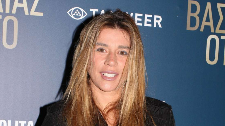 Έρρικα Πρεζεράκου: Συγκλονιστική εξομολόγηση – «Έλεγαν ότι θα μου κόψουν το χέρι από τον ώμο»