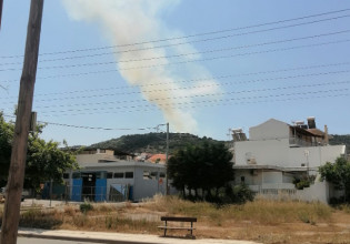 Μεγάλη φωτιά στο Καματερό – Ισχυρές επίγειες και εναέριες δυνάμεις της Πυροσβεστικής