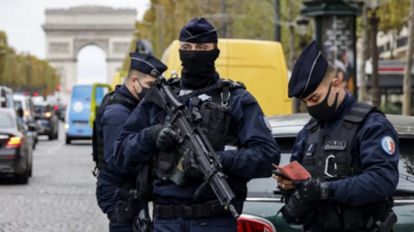 Γαλλία: Άγνωστος γρονθοκόπησε και σκότωσε φρουρό ασφαλείας μπροστά από την πρεσβεία του Κατάρ