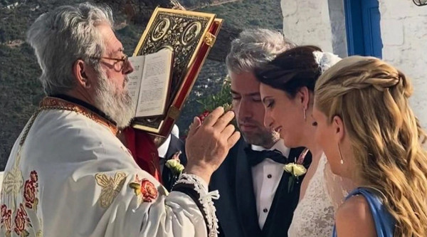 Γάμος στην Τζιά για την οικογένεια Μητσοτάκη – Ποιοι έδωσαν το «παρών»