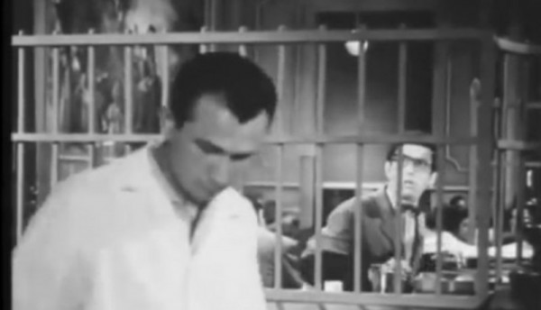 Κώστας Γκουσγκούνης: Όταν έπαιζε τον καφετζή στην ταινία «Μια ζωή την έχουμε»