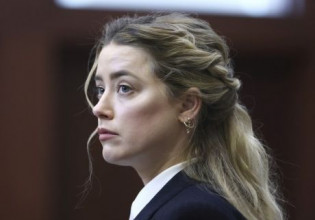 Η Άμπερ Χερντ περιγράφει με τρόμο τη σεξουαλική κακοποίηση της από τον Τζόνι Ντεπ