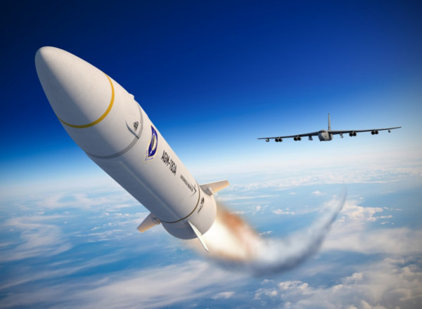 ΗΠΑ: Δοκίμασαν με επιτυχία υπερηχητικό πύραυλο – Πέταξε με ταχύτητα πενταπλάσια του ήχου