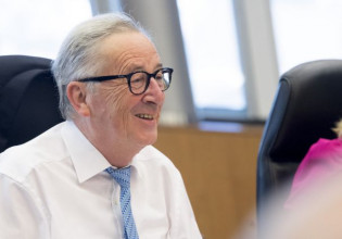 Γιούνκερ: Επίτιμο μέλος της Ακαδημίας Αθηνών