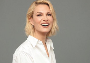 Βίκυ Καγιά: Ποζάρει… χωρίς ίχνος μακιγιάζ και αγουροξυπνημένη – Είναι εντυπωσιακή!