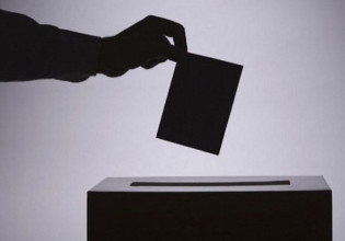 ΚΙΝΑΛ αλλάζει όνομα: Από το πρωί στις κάλπες οι ψηφοφόροι