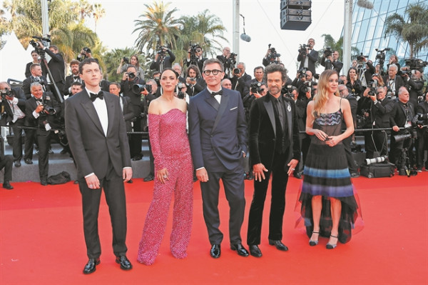 Φεστιβάλ Καννών: Πρεμιέρα με πολλά ζόμπι και έναν Φοίνικα