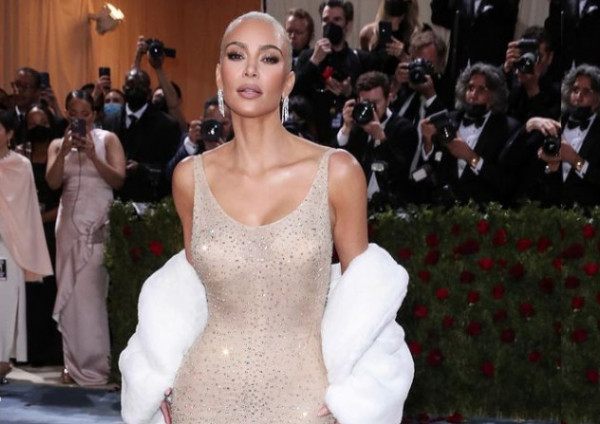 Κιμ Καρντάσιαν: Φόρεσε και δεύτερο φόρεμα της Μέριλιν Μονρόε