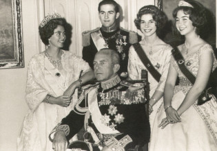 Βασιλιάδες: Έργα και ημέρες τους στα πολιτικά δρώμενα της Ελλάδας