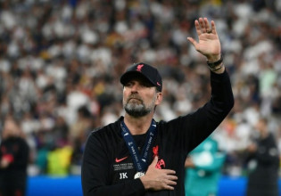 Κλοπ: «Η Λίβερπουλ είναι η καλύτερη ομάδα του κόσμου, δεν με ενδιαφέρει τι πιστεύουν οι άλλοι»