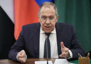 Λαβρόφ: Απάντησε για την υγεία του Πούτιν, την ειρήνη στην Ουκρανία και τα υπερηχητικά όπλα