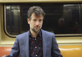 Τίτλοι τέλους για το «Δυνατά» της ΕΡΤ – Έτσι θα μας αποχαιρετίσει οι Κωστής Μαραβέγιας