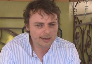 Νίκος Μίχας: Από το Fame Story… γιατρός σε δημόσιο νοσοκομείο