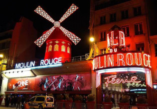 Airbnb: Στο μυστικό δωμάτιο του Moulin Rouge