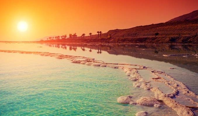 Νεκρά Θάλασσα στην Ιορδανία: Ο δημοφιλέστερος προορισμός για spa και μαγικά  ηλιοβασιλέματα | in.gr