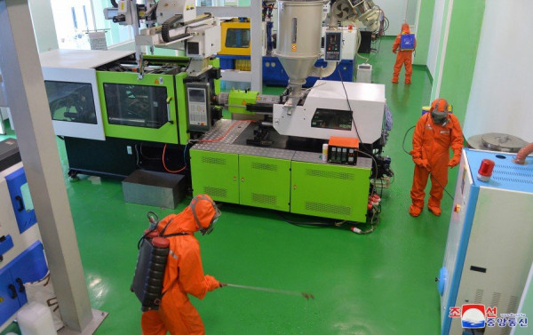 Β. Κορέα: Υποχώρησε κάτω από τις 100.000 ο αριθμός των πιθανών κρουσμάτων κορονα