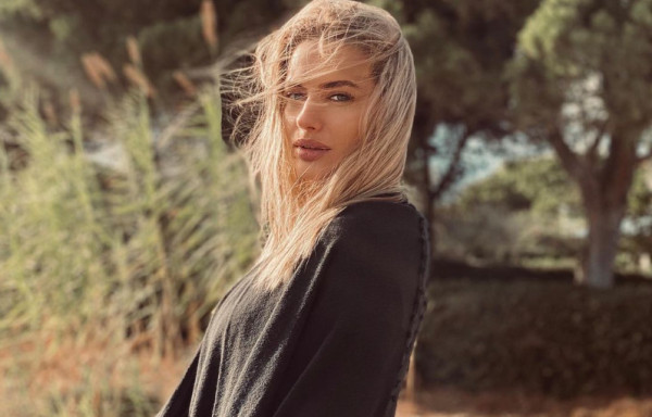 Ντόρα Μακρυγιάννη: «Γροθιά στο στομάχι» η εξομολόγησή της για την κακοποιητική σχέση που βίωσε