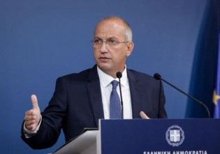 Οικονόμου: Η κυβέρνηση εξαντλεί κάθε δημοσιονομικό περιθώριο που υπάρχει