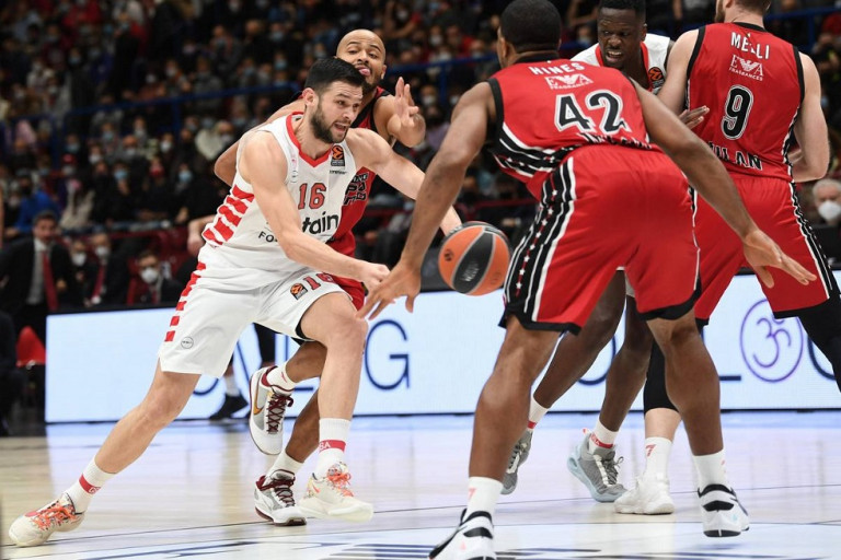 Βελιγράδι: Ζητούν 600 ευρώ για διαμονή… σε βάρκα ενόψει του Final Four της Euroleague