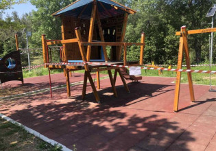 Σιγά το νέο: Άλλος ένας βανδαλισμός παιδικής χαράς