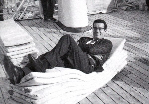 Φρέντυ Γερμανός: Τα γεμάτα καημό τραγούδια του Βασίλη Τσιτσάνη