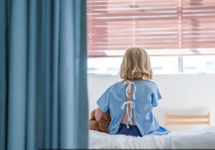 Συναγερμός Μόσιαλου: Τα περιστατικά με οξεία ηπατίτιδα έχουν πιο σοβαρή κλινική εικόνα από προηγούμενα