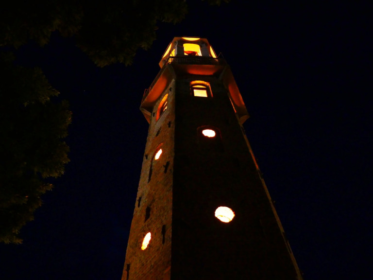 Γρεβενά και Ηράκλειο στέλνουν μήνυμα συμπαράστασης στους ασθενείς με Σκλήρυνση κατά Πλάκας