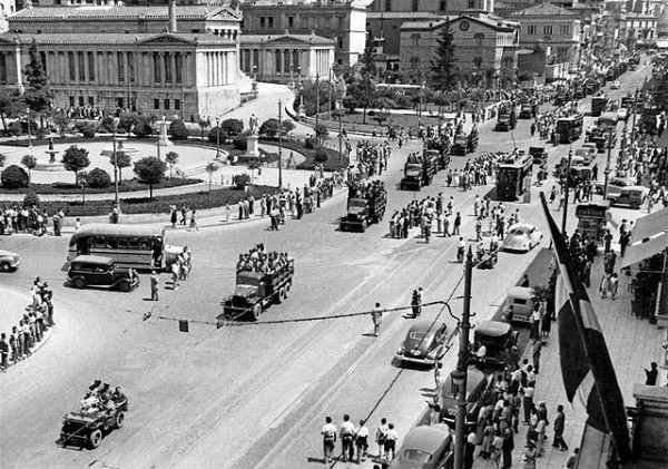 Κάποια γειτονιά, κάποτε – Από την πλατεία Βικτωρίας στην οδό Μάρνη