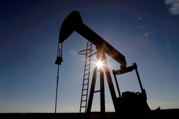 Πετρέλαιο: Άλμα σχεδόν 3% μετά το ευρωπαϊκό εμπάργκο