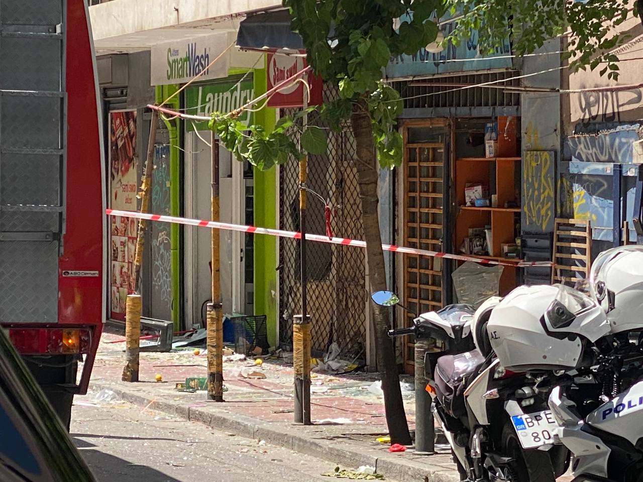 Εκρηξη στο κέντρο της Αθήνας - Δύο τραυματίες