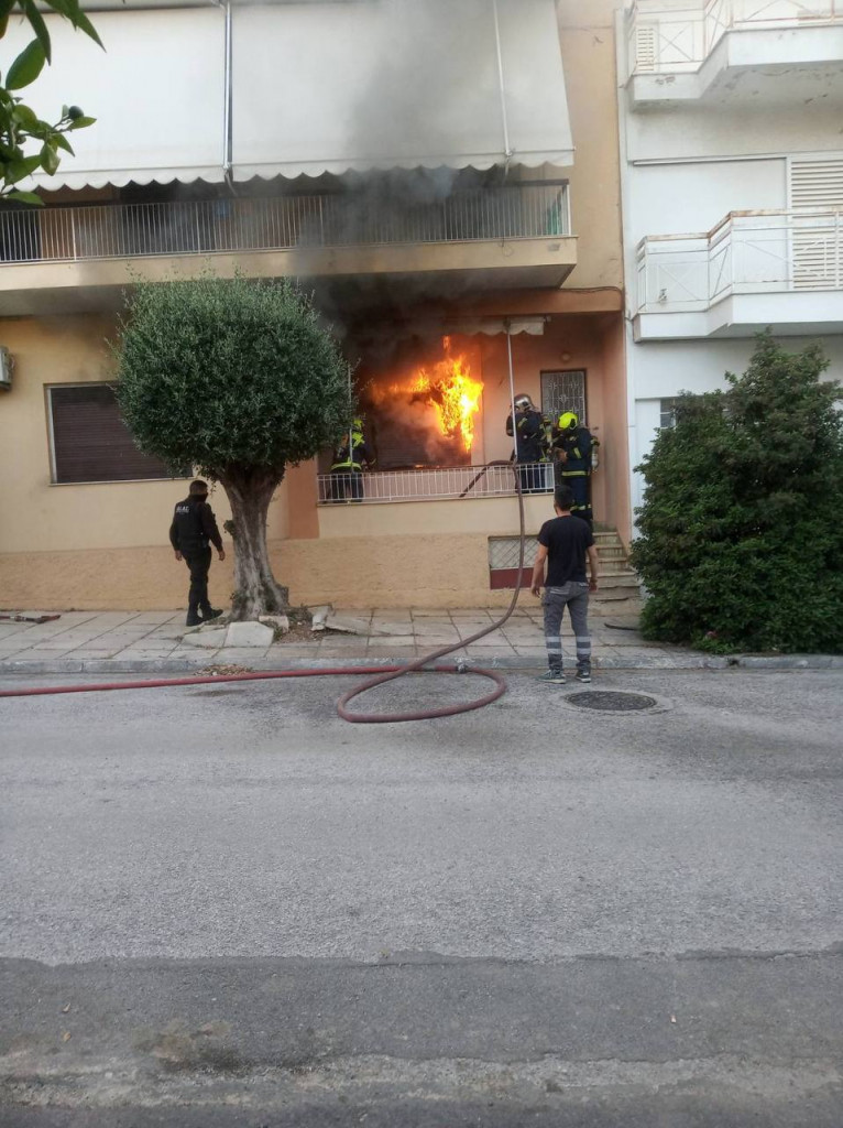 Ηλιούπολη: Φωτιά σε σπίτι – Ένας νεκρός