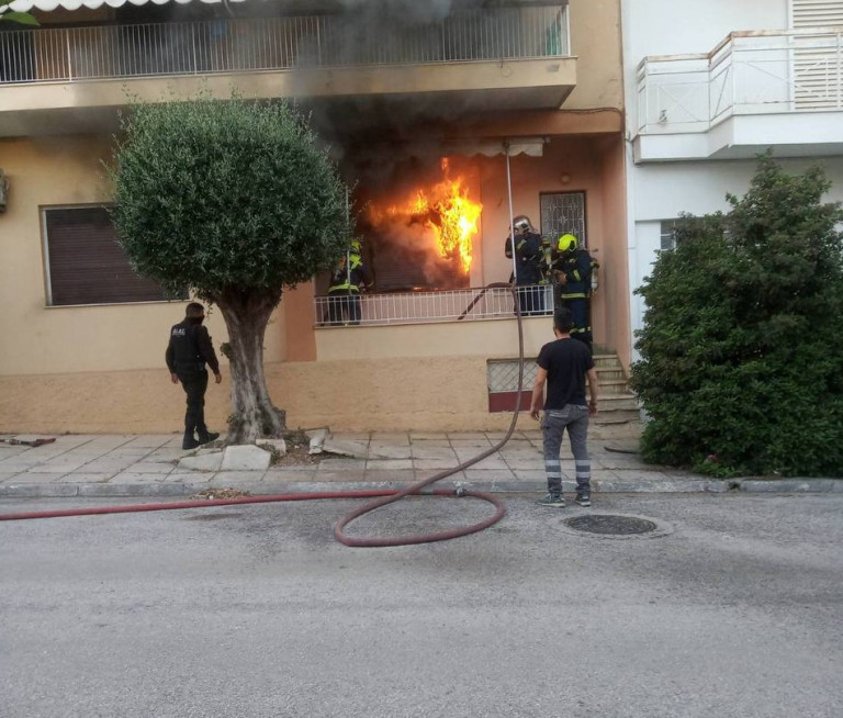 Ηλιούπολη: Φωτιά σε σπίτι – Ένας νεκρός