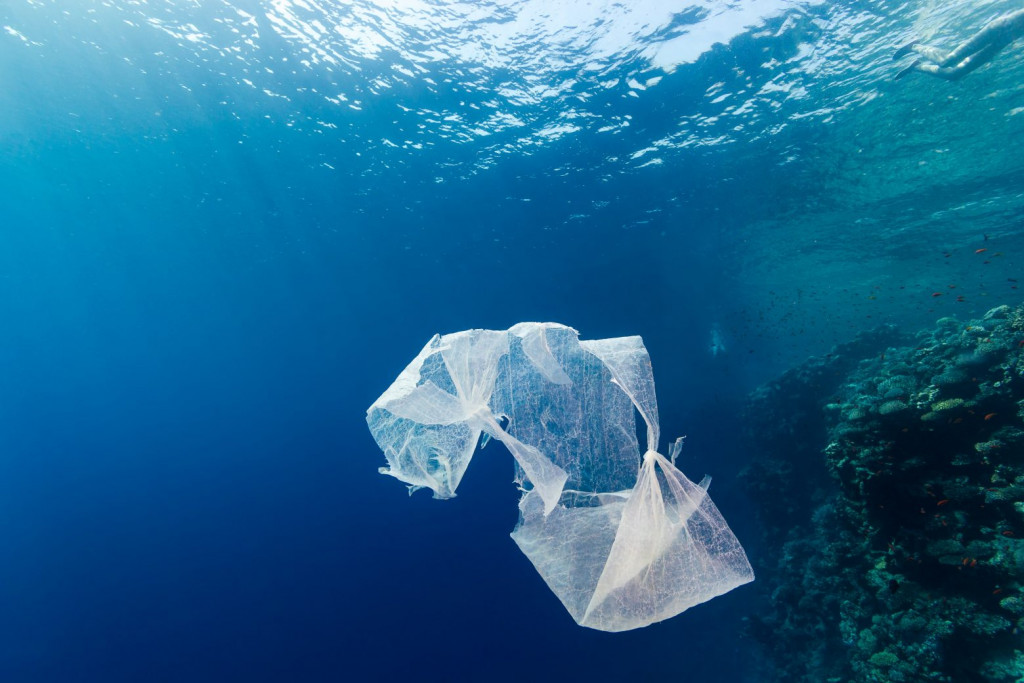 Φόρος ανακύκλωσης: Οκτώ λεπτά επιπλέον από 1η Ιουνίου για τις πλαστικές συσκευασίες