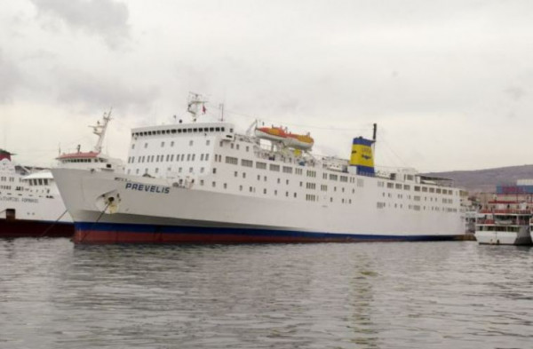 Πειραιάς: Πέθανε εν πλω 41χρονος υποπλοίαρχος του «Πρέβελη»