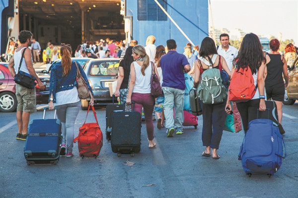 Ναυτιλία: Θηλιά για την ακτοπλοΐα το κόστος καυσίμων