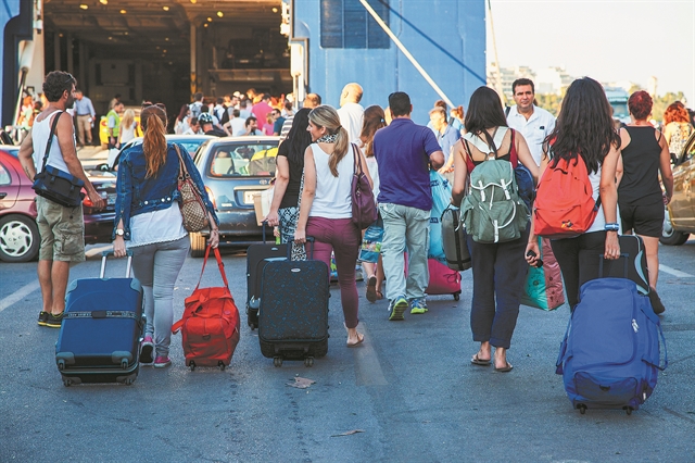Ναυτιλία: Θηλιά για την ακτοπλοΐα το κόστος καυσίμων
